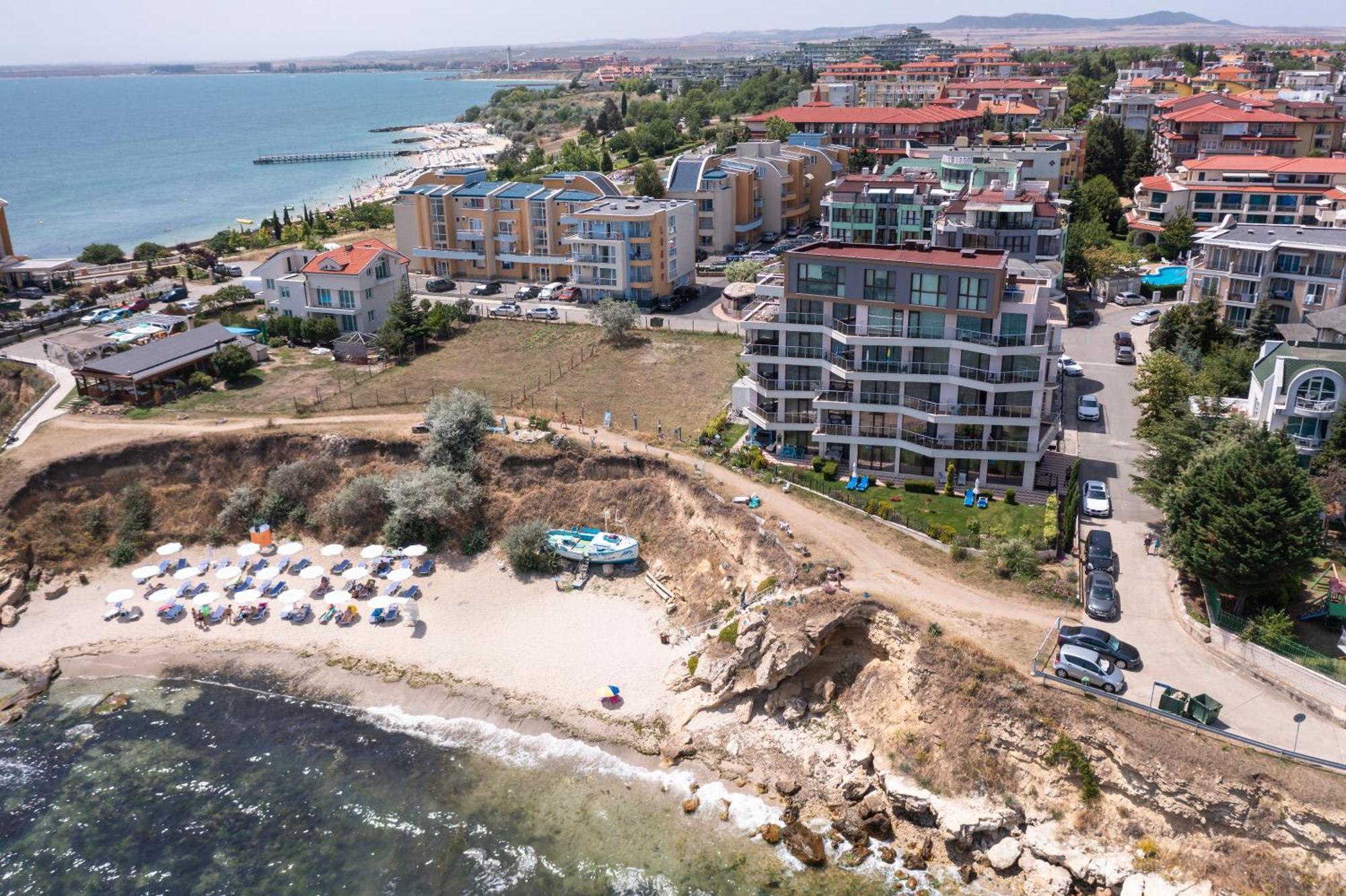 Apartcomplex Golden Bay Ravda Buitenkant foto