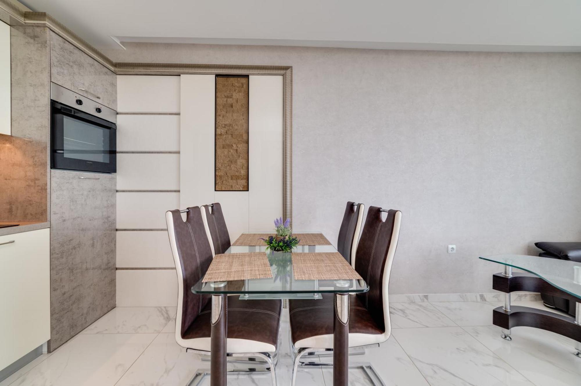 Apartcomplex Golden Bay Ravda Buitenkant foto