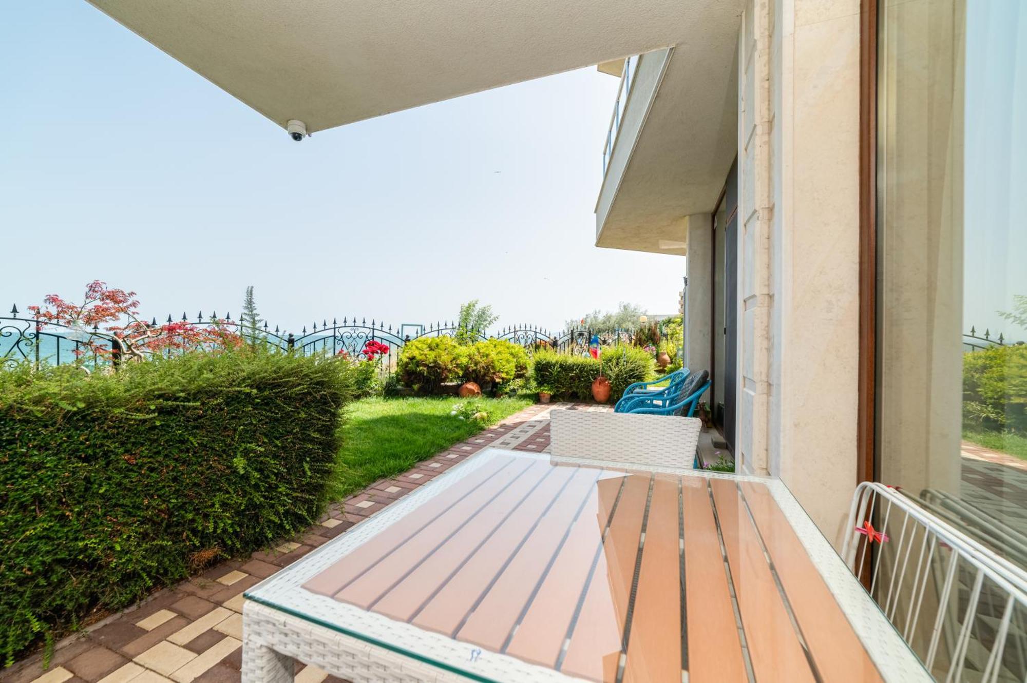Apartcomplex Golden Bay Ravda Buitenkant foto