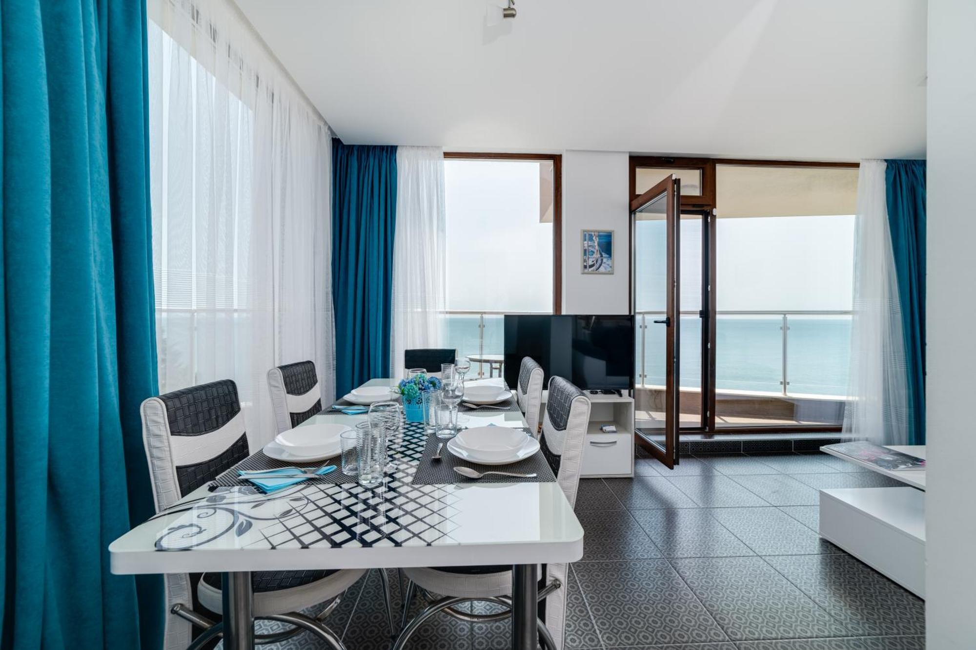 Apartcomplex Golden Bay Ravda Buitenkant foto