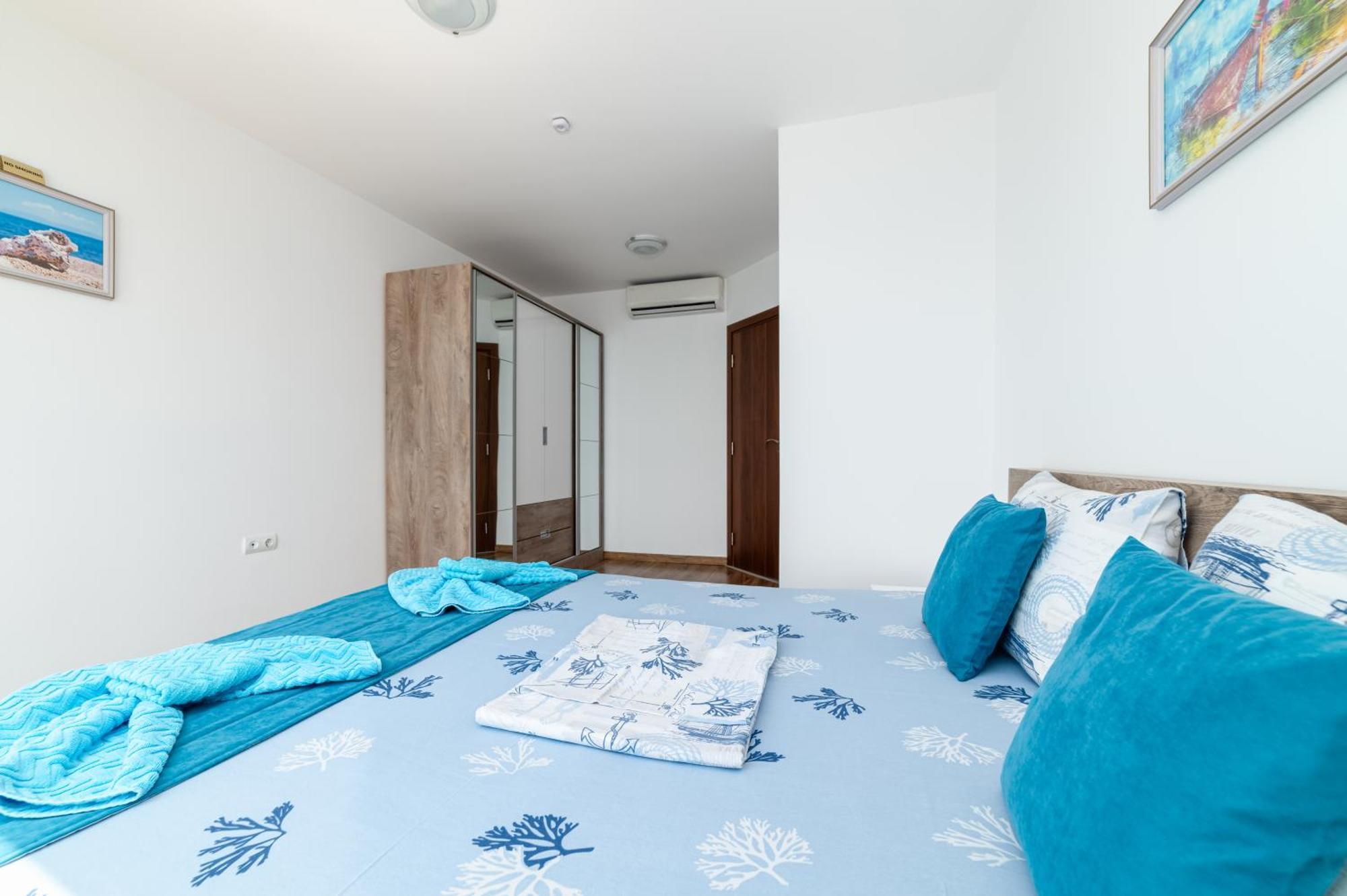 Apartcomplex Golden Bay Ravda Buitenkant foto