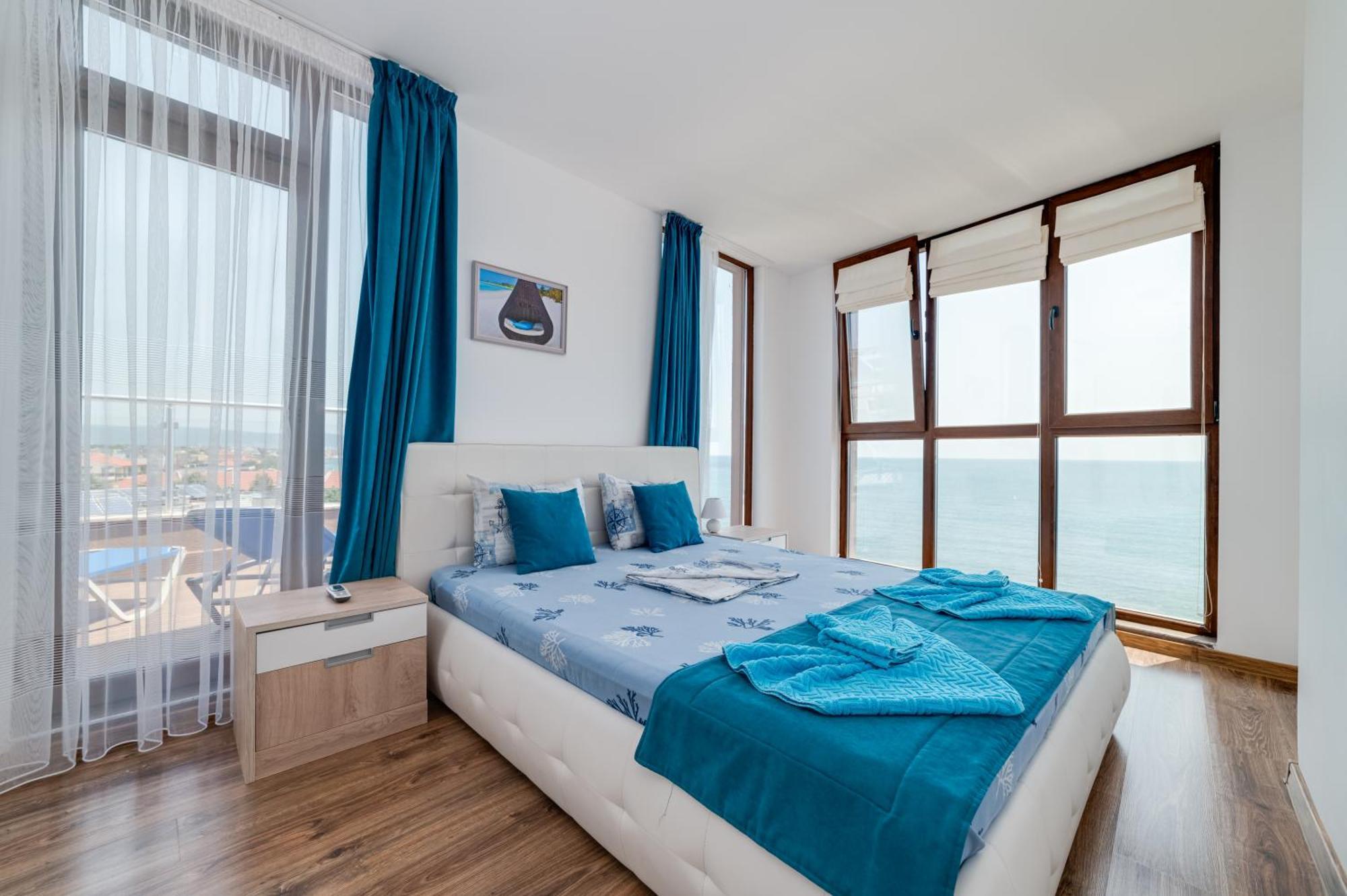 Apartcomplex Golden Bay Ravda Buitenkant foto