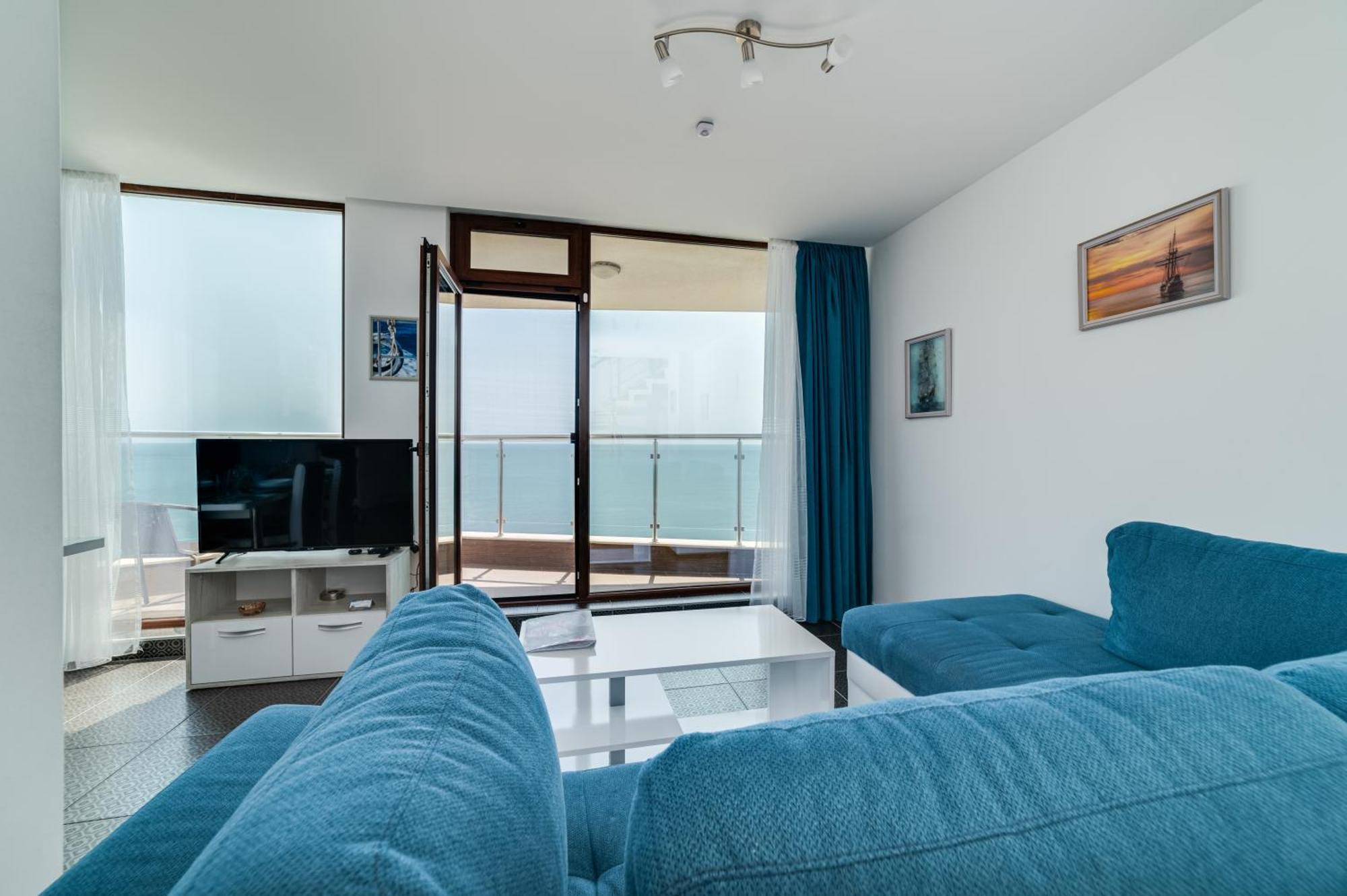 Apartcomplex Golden Bay Ravda Buitenkant foto