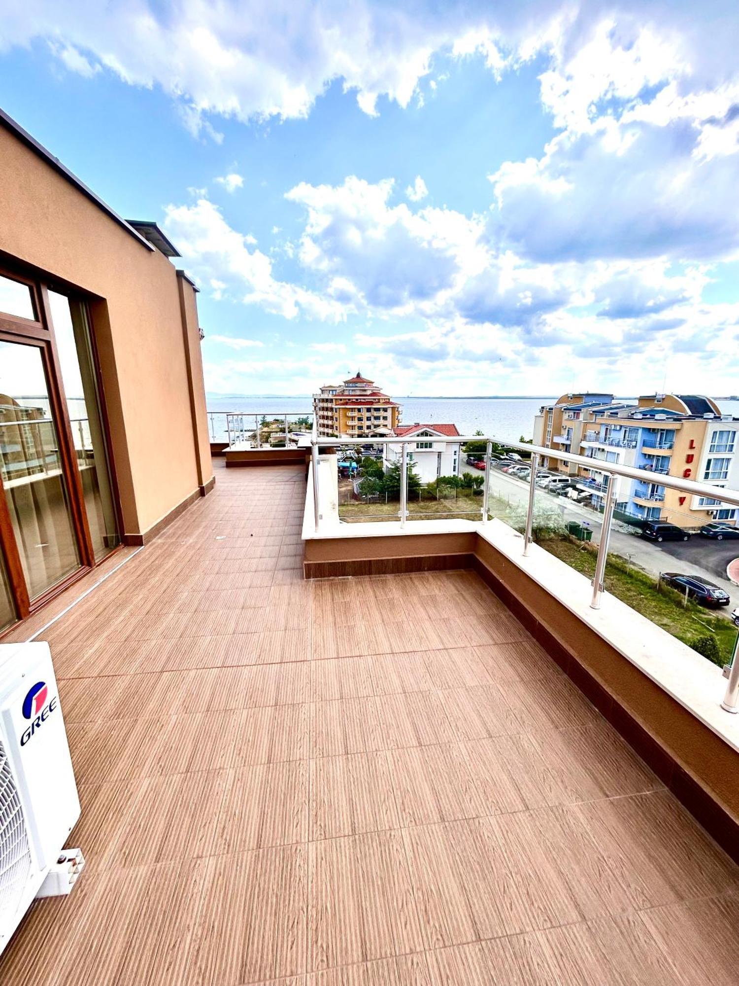 Apartcomplex Golden Bay Ravda Buitenkant foto